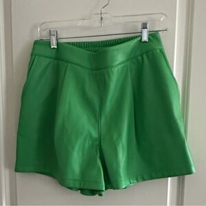 Dolce Cabo Green Women's Faux Leather Shorts